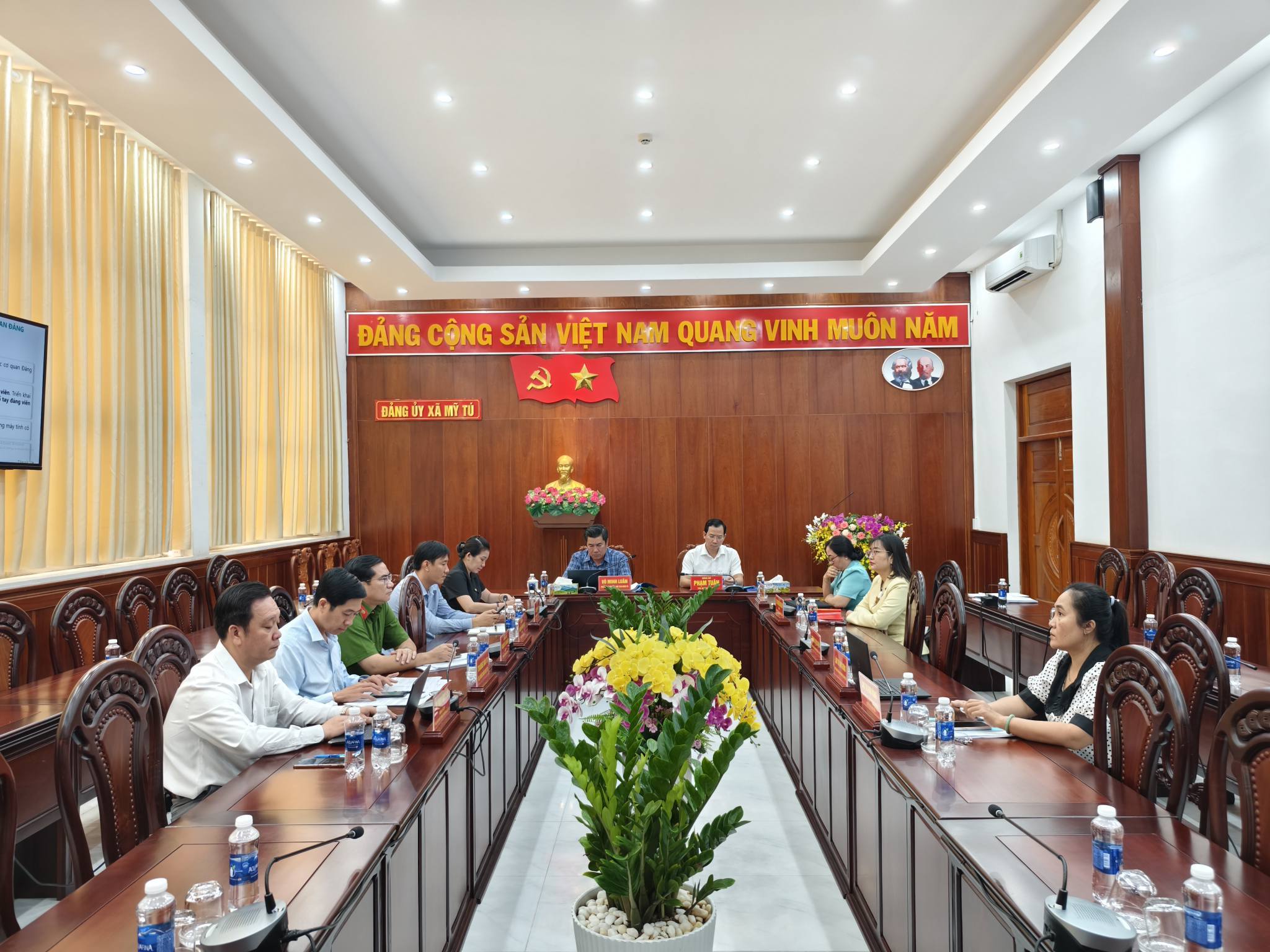 anh tin bai
